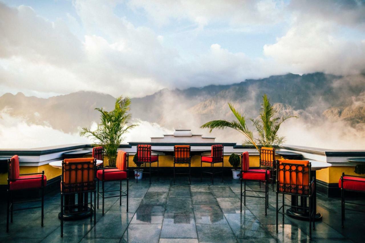 Hotel De La Coupole - Mgallery Sa Pa Luaran gambar The rooftop bar at the Hotel